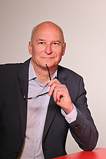 Herr Krützmann Business Shooting